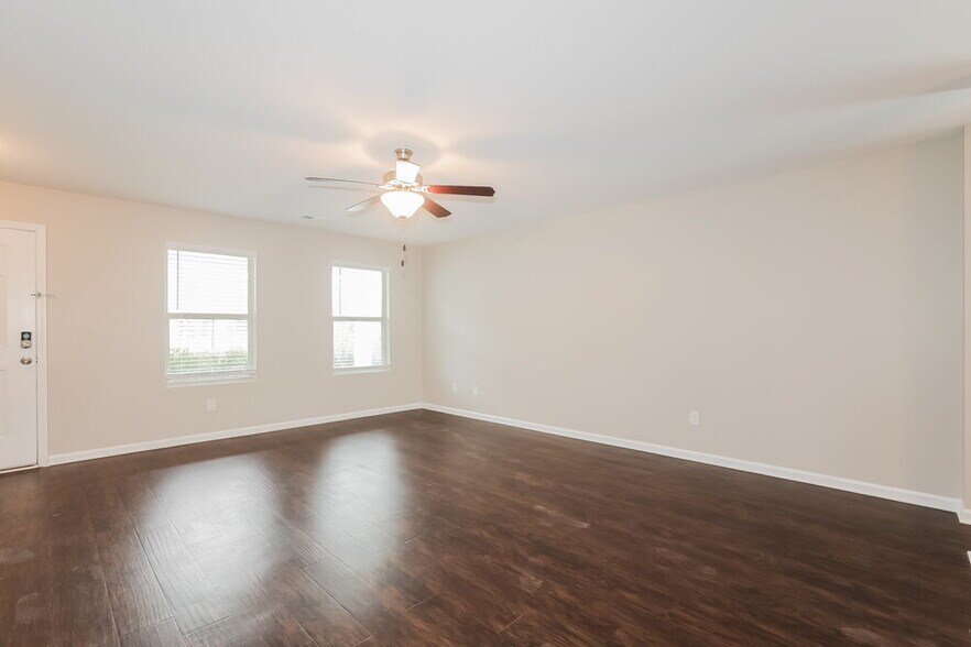 Building Photo - 155 Rockingham Dr