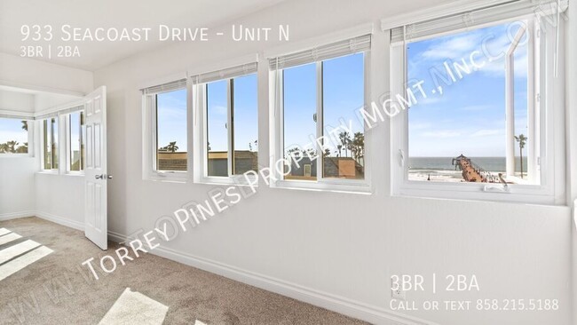 Building Photo - GORGEOUS Remodeled Penthouse with Ocean Vi...