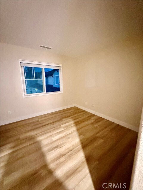 Building Photo - 9441 Barstow Dr