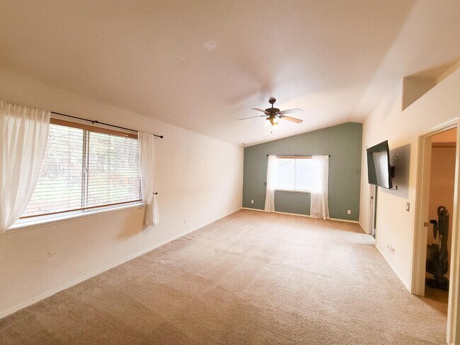 Building Photo - 3928 S America West Trail