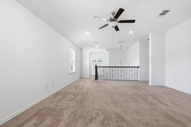 Building Photo - 1005 Ridge Runner Dr