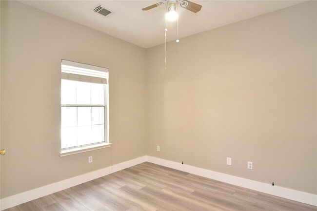 Building Photo - 21611 Oakbridge Park Ln