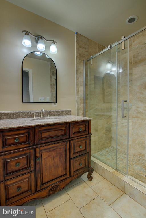 Building Photo - 11621 Sourwood Ln
