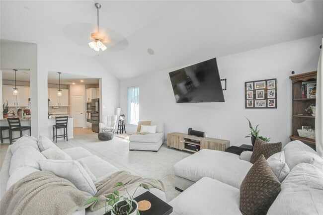 Building Photo - 8603 Herring Ln