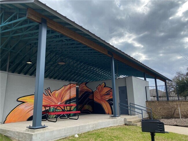 Building Photo - 2009 Alyssas Dr