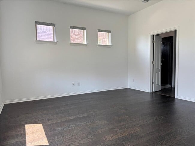 Building Photo - 623 Pheasant Hill Ln