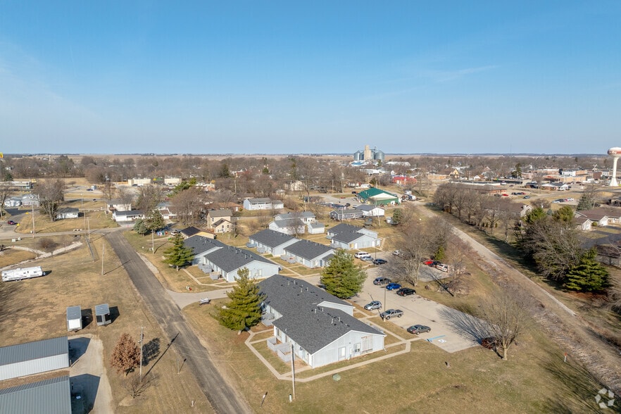 Primary Photo - Bradlee Park Apartments