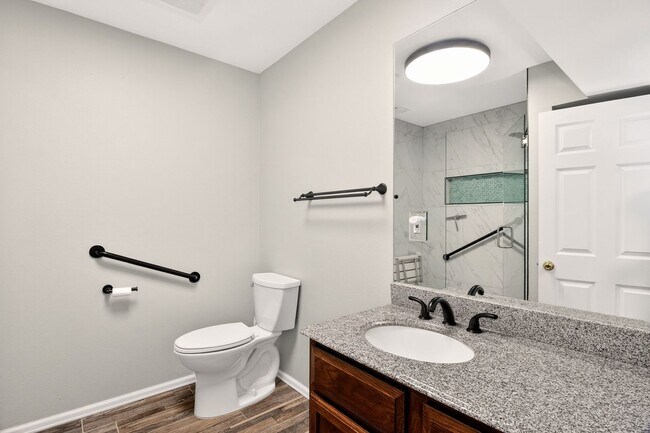 Building Photo - Stunning Custom Home in Sought-After District 20