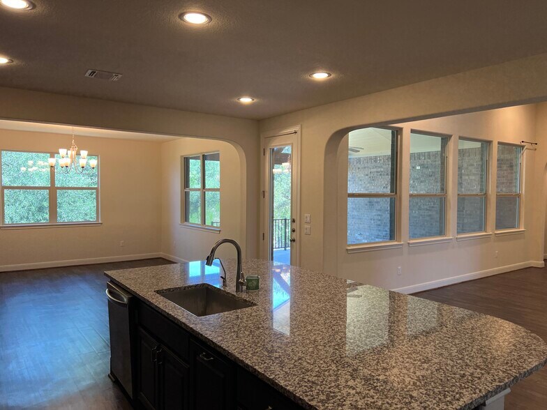 Building Photo - 139 Capstone Ct
