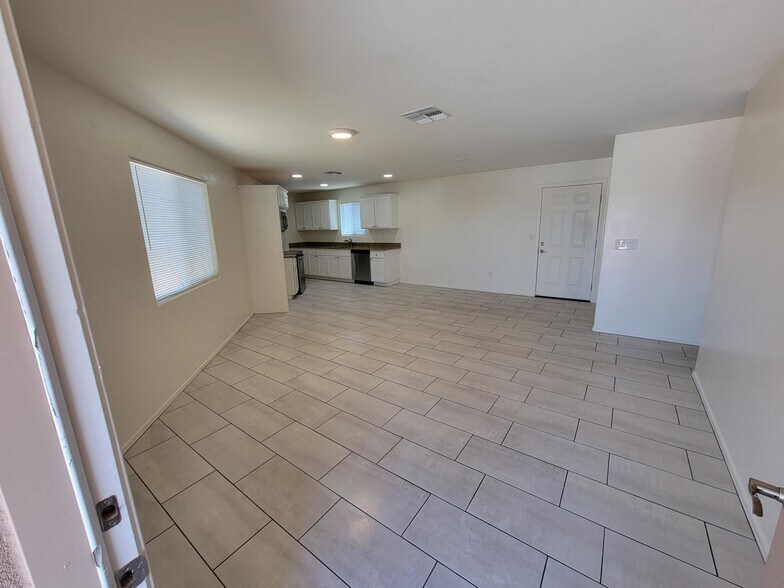 FRONT DOOR VIEW - 5915 S Calle Sueno Hermosa