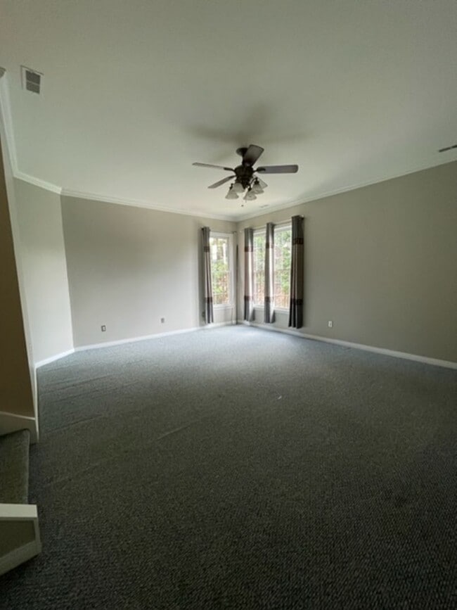 Building Photo - West Knoxville, Farragut 37934 - 4 bedroom, 3.5 bath, 2 Story Brick Home -Contact Debra Johnson (...