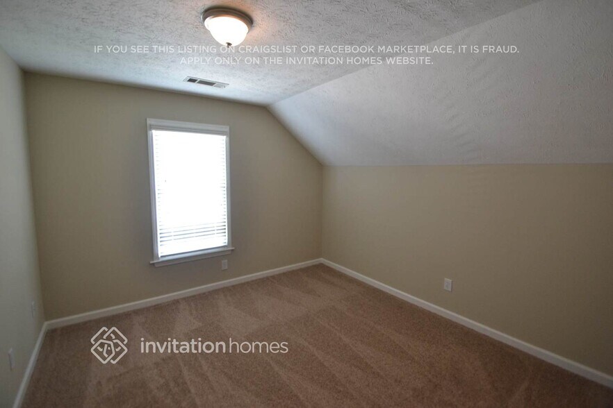 Building Photo - 4045 Fastnet Ln