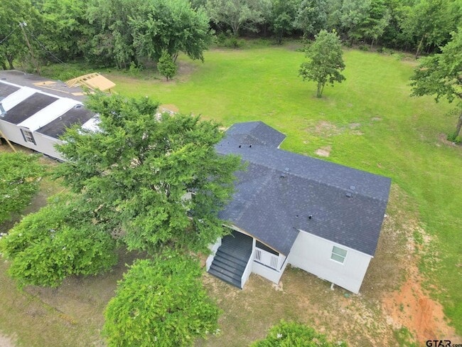Building Photo - 431 N Hill Rd