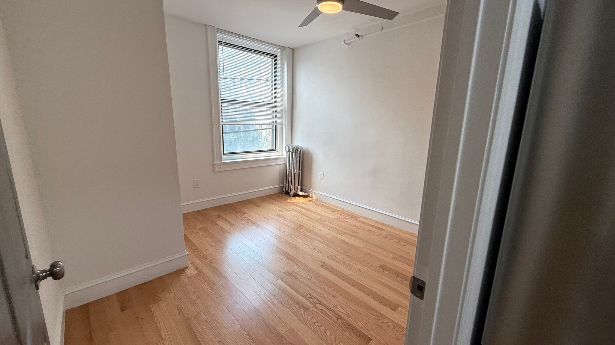 Building Photo - 52 Westland Ave