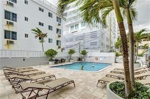 Building Photo - 209 N Fort Lauderdale Beach Blvd