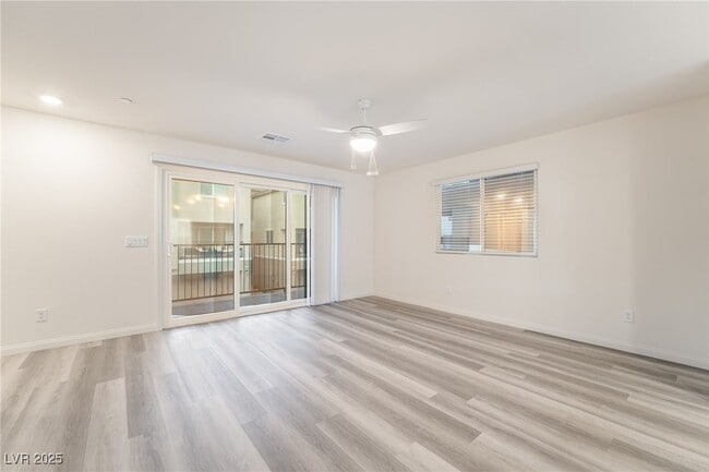 Primary Photo - 6858 Truffle Gray St