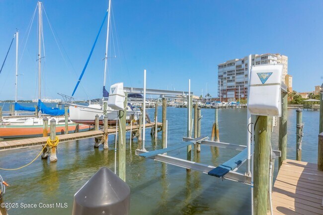 Building Photo - 115 Indian River Dr