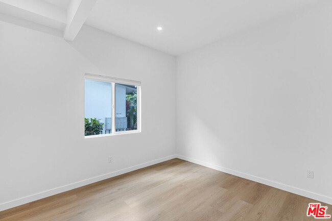Building Photo - 1536 11th St