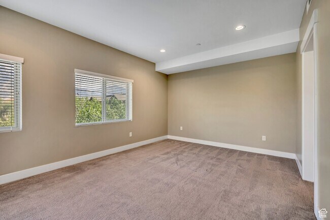 Building Photo - 1225 Wolf Hollow Ln