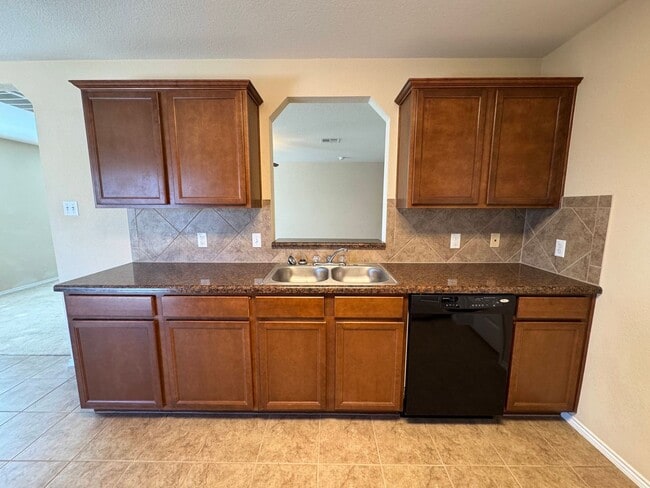 Building Photo - 107 W Gemini Ln