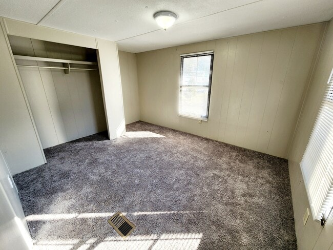 Building Photo - 2729 Forest Edge Way
