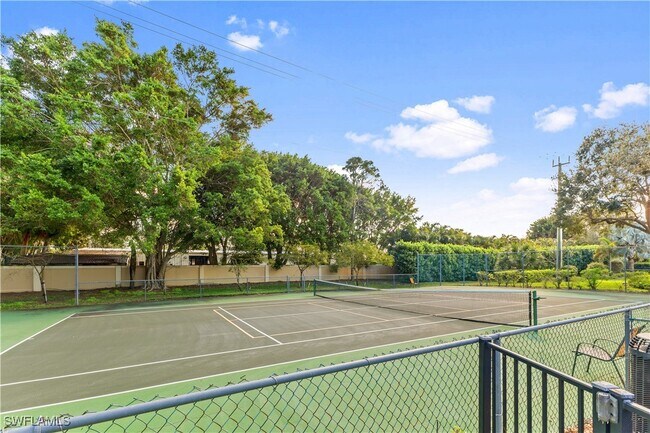 Building Photo - 28076 Cavendish Ct