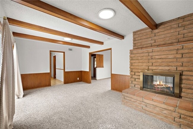 Building Photo - 509 California Dr