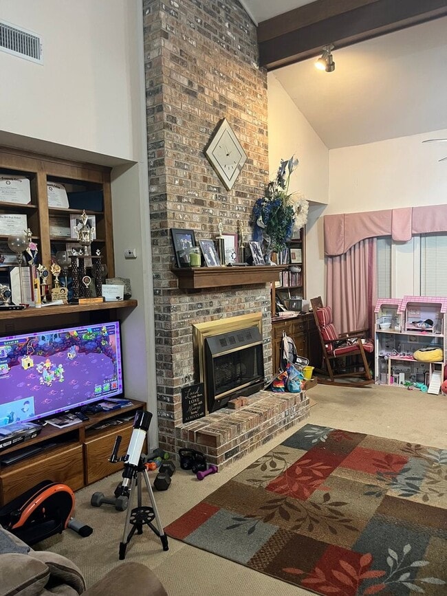 Building Photo - Spacious 3BR House in Byram