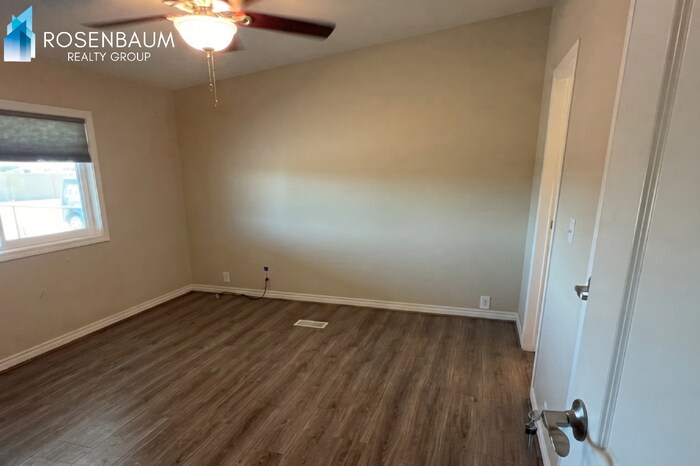 Building Photo - 10644 W Rosemead Dr