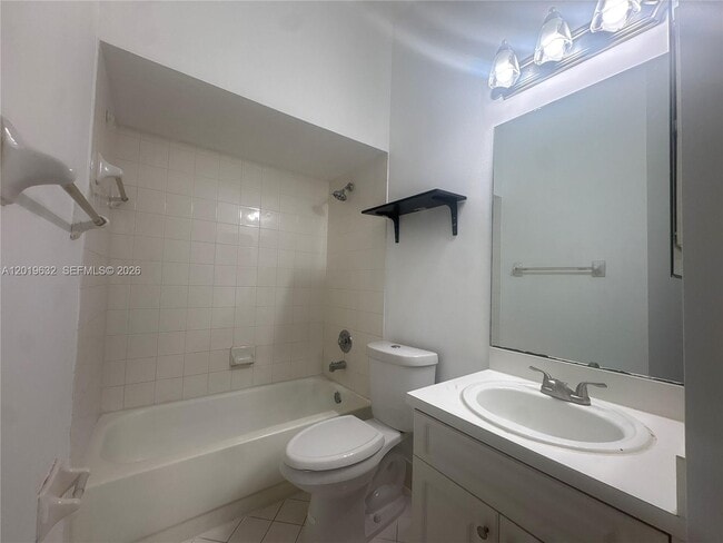 Building Photo - 21485 SW 90th Pl
