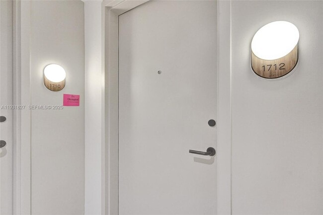 Building Photo - 580 72nd St