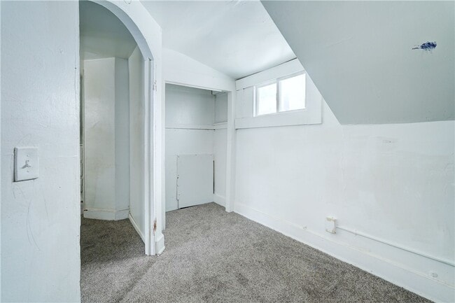 Building Photo - 127 Rosewood Terrace