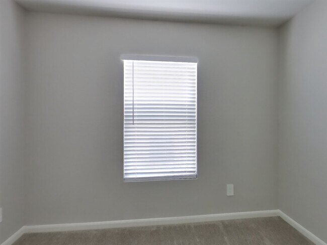 Building Photo - 15673 Briar Frst Dr
