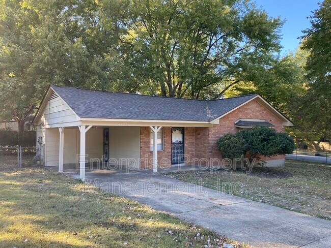 Building Photo - 4477 Spring Valley Dr