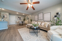 Interior Photo - Knoxville Pointe