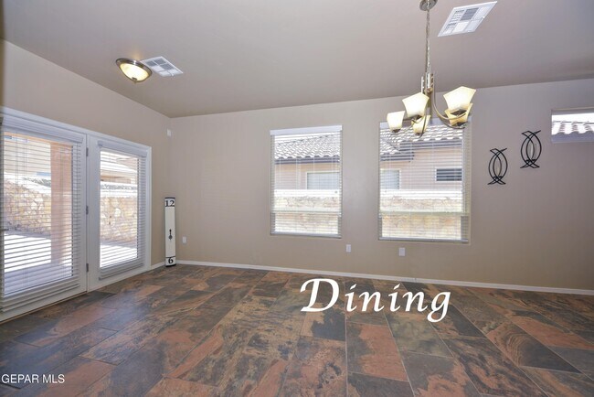 Building Photo - 270 Silver Hill