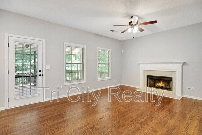 Building Photo - 75 Rock Mill Ct