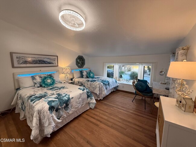 Building Photo - 379 S Greenway Ave