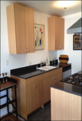 Building Photo - 1351 Armadale Ave