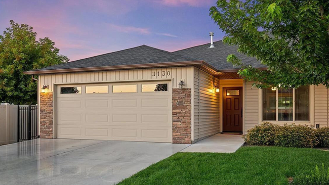 Building Photo - 3130 Devlin~Beautiful townhouse in the Ver...