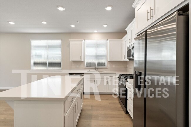 Building Photo - 2401 Longmire Lp