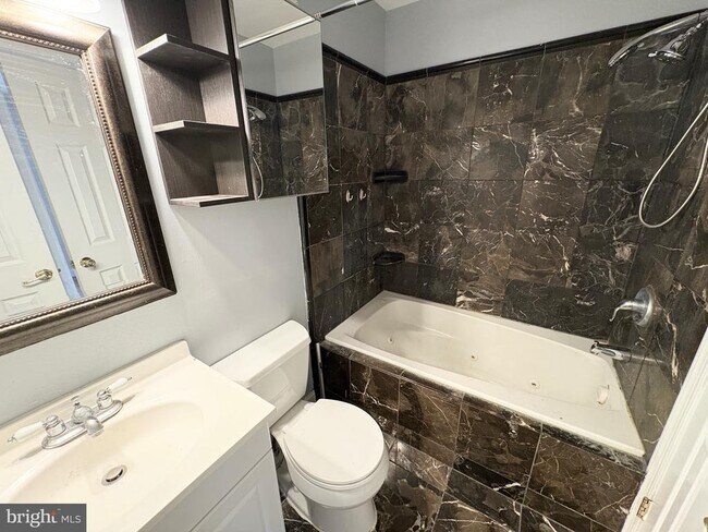 Building Photo - 7653 Stana Ct