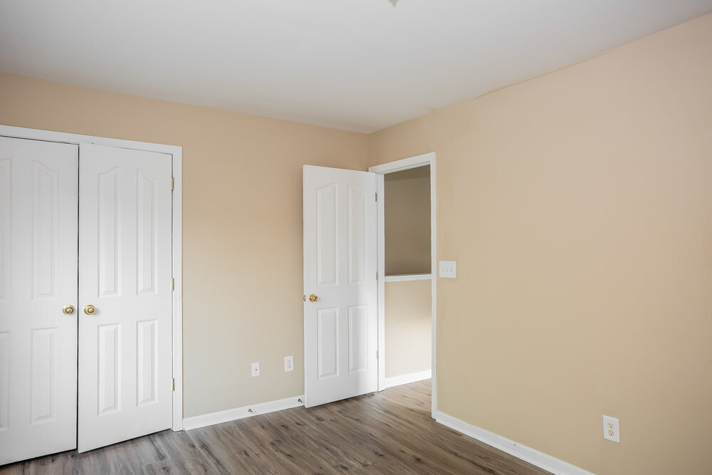 Building Photo - 1530 Ladora Dr