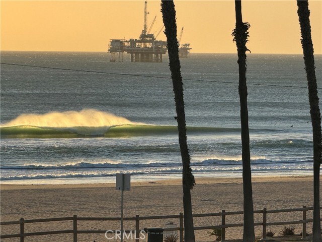 Building Photo - 1516 Pacific Coast Hwy