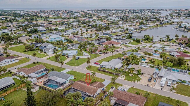 Building Photo - 6321 Spanish Main Dr