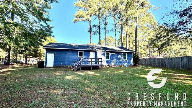 Building Photo - Coziest 3 Bed, 2 Bath - 15 MINUTES FROM YA...