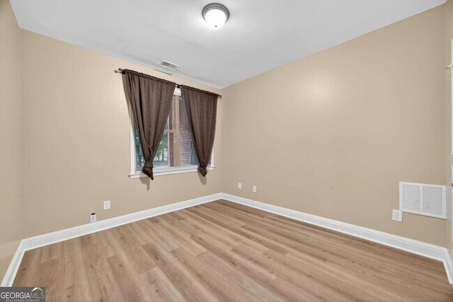 Building Photo - 1222 Creekside Pl SE