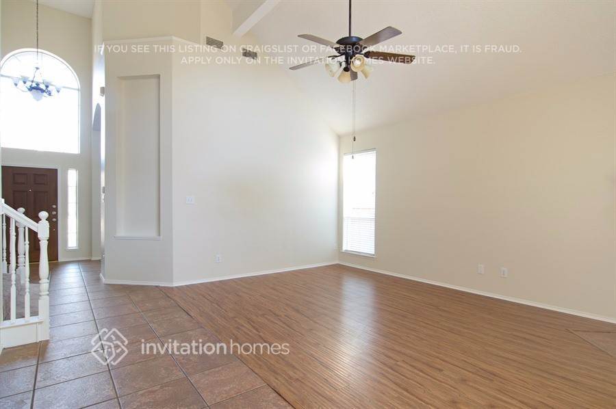 Building Photo - 11135 Covey Ln