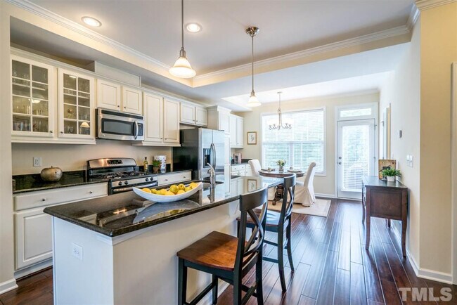Primary Photo - 1649 Crafton Way