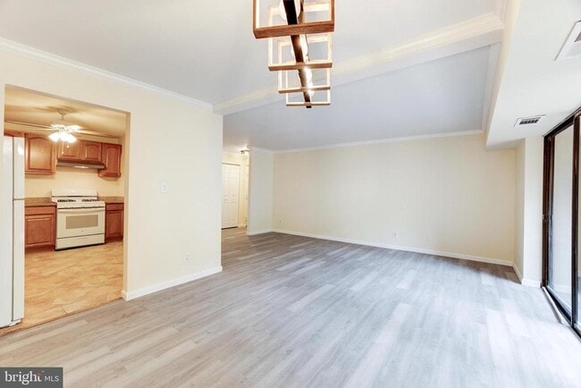 Building Photo - 7905 Dassett Ct